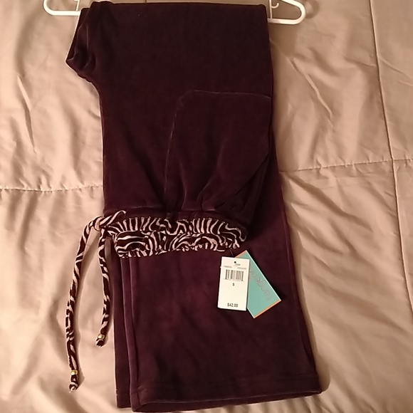 Velour sweatsuit (BRAND NEW!) - Picture 4 of 4
